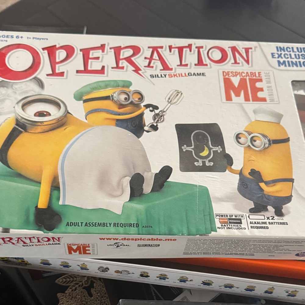 Star Wars Operation Board Game & Despicable Me - Picture 3 of 4